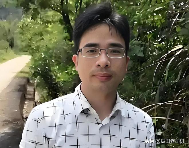 被全城痛骂了20年的“最烂老板”，靠尼克斯夺冠躺赚100亿