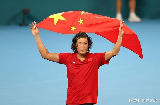 差价40万果断放人！上海男篮锁定古德温，山西豪掷9位数抢胡金秋