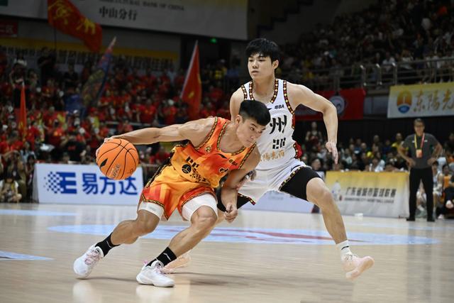 詹姆斯“决定4”完整时间线:东契奇到来导致离开湖人 加盟76人很意外