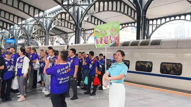 英格兰头号罪人！52岁图赫尔还剩50分钟就死守+换2后卫 球员落泪