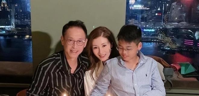 再加一枚首轮！火箭必须咬牙拿下欧文，冲冠直接升级