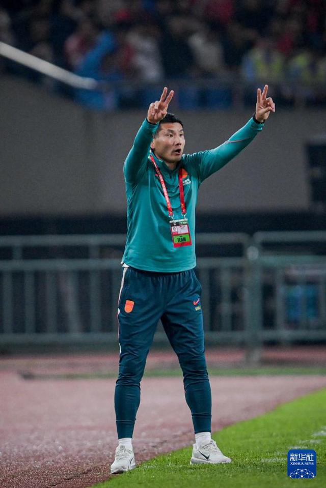 张本美和飘了，赛后阴阳怪气，她说，不知道为什么和我打比赛的对手，总是莫名其妙的叫医疗暂停，我都习惯了！