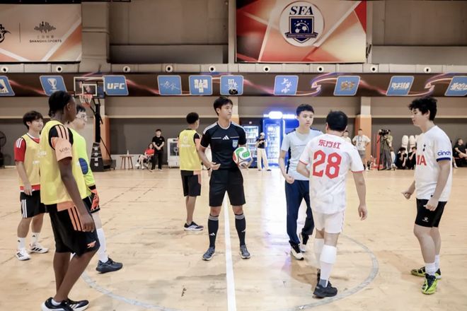周琦:面对上海最大的难点是限制古德温,他把球队串联得很好