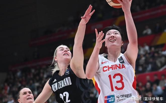 最高规格！中国男篮抵达沈阳获热烈欢迎 备战7月3日对决日本